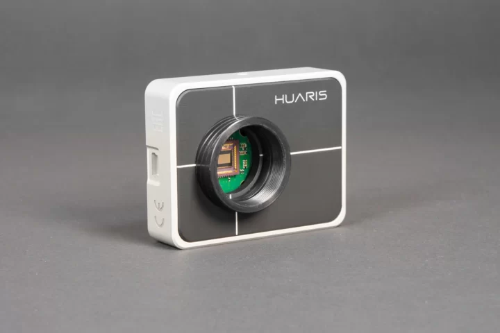 Huaris1 laser beam profiler for preventive maintenance 1060